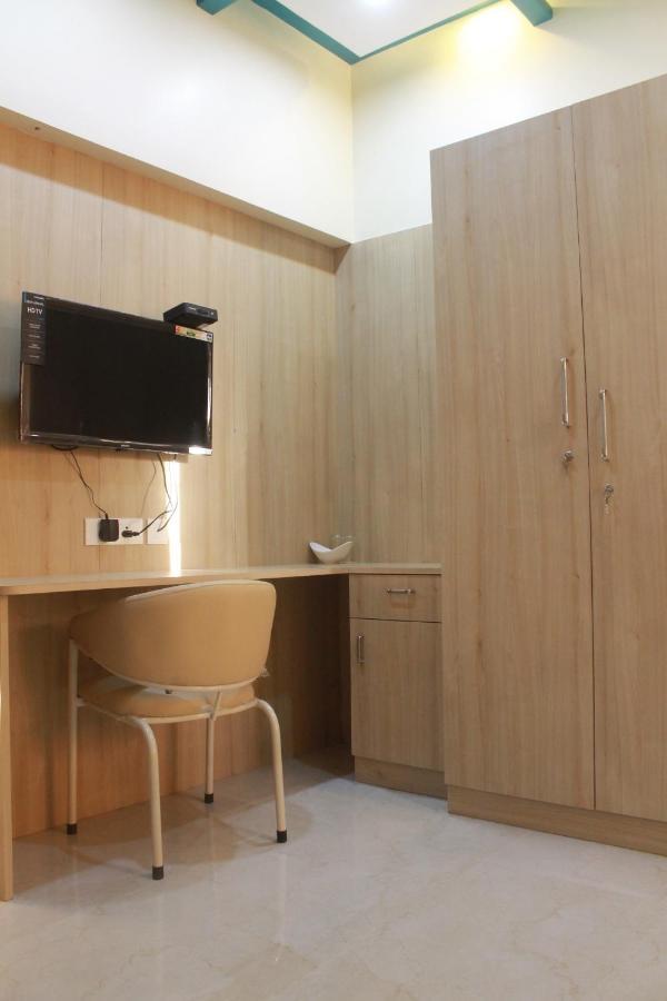 Jfive Residency Hotell Chennai Eksteriør bilde